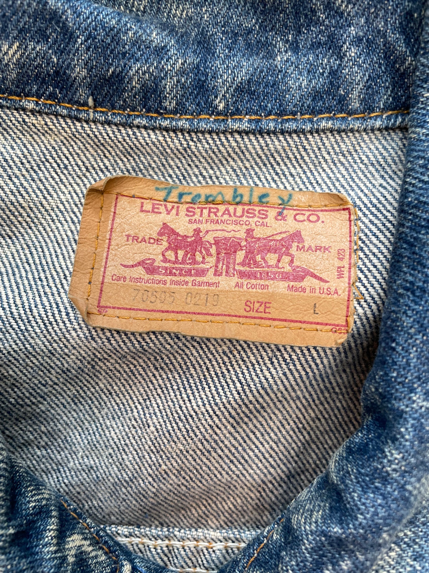90s Levi’s Cropped Trucker  Jacket
